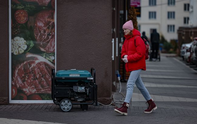 Як у Києві відключатимуть світло 24 грудня: оприлюднено графіки