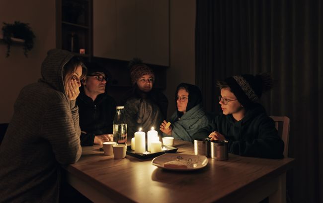 Список "критички" уріжуть: кому гарантують світло, а кого відключать