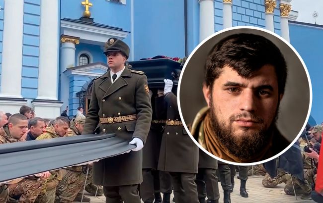 Україна прощається з Да Вінчі: щемливі фото і відео