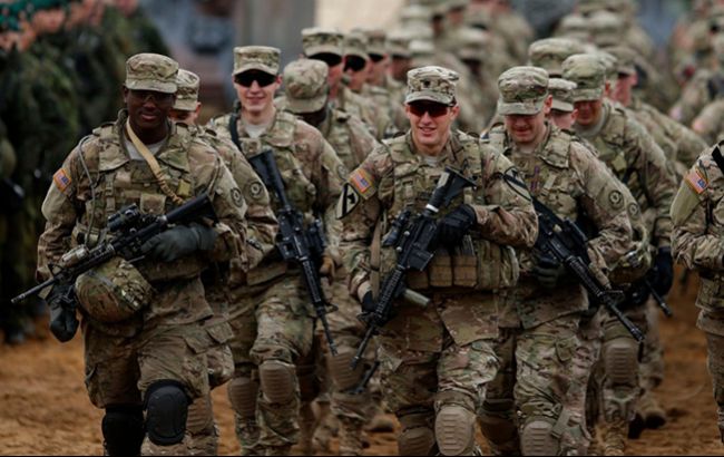 Трамп погодився сповільнити виведення військ з Сирії, - NYT