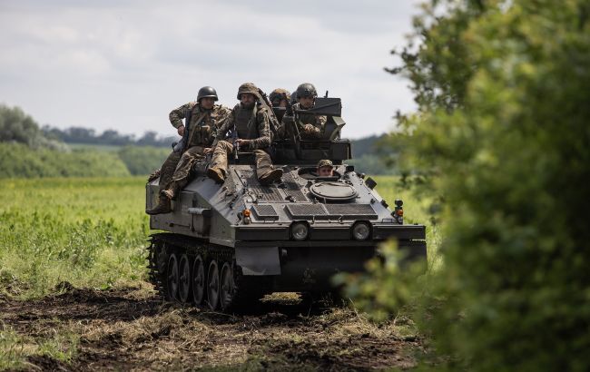 Знищують ворожу піхоту. Сирський показав, як ЗСУ наступають на Куп'янському напрямку