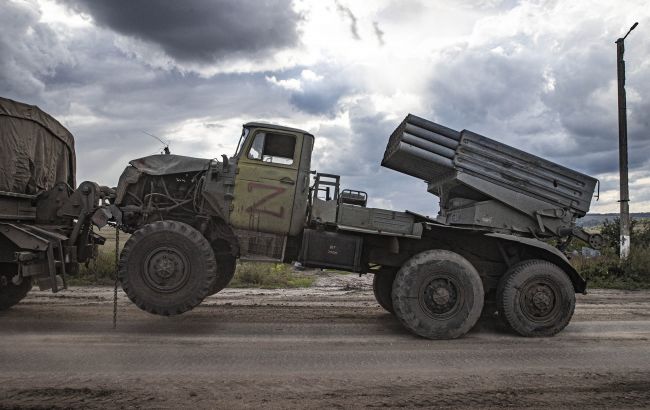 Майже 500 окупантів та сім танків: Генштаб оновив втрати росіян