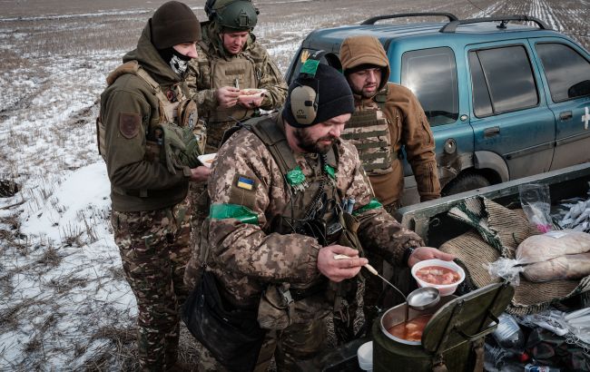 Начальник продслужбы, который кормил ВСУ гнилой едой, приобрел виллу на Бали