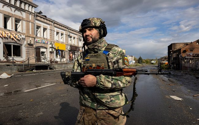 ЗСУ знищили ворожий пункт управління та склад боєприпасів окупантів, - Генштаб