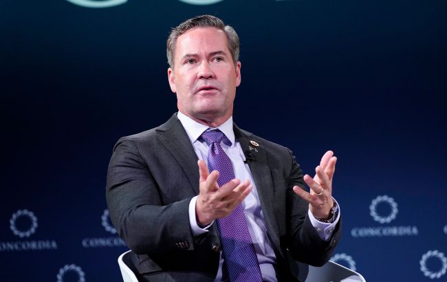 Волц випадково додав журналіста в закритий чат через плутанину з контактами, - The Guardian