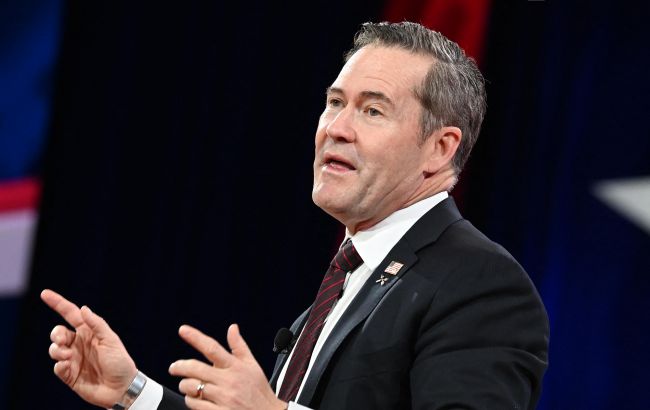 Білий дім захищає Волца на фоні скандалу: користувався Gmail не для секретних даних