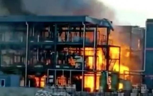 Взрыв на химзаводе в Китае: 19 человек погибли, 12 ранены