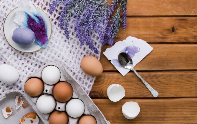 Як на Великдень пофарбувати яйця вином. Блогерка показала, яким насправді буде результат