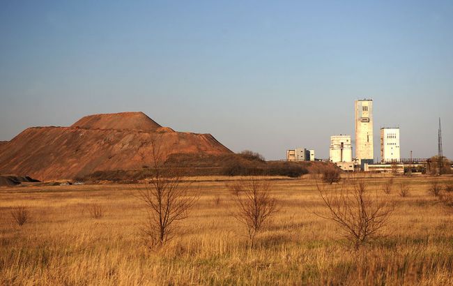 На Донбассе из-за долгов обесточили шахту