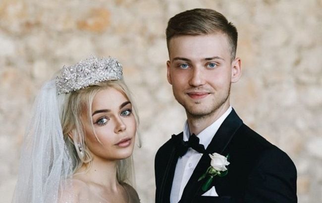 Не просила и не требовала: Алина Гросу рассказала об отношениях с мужем