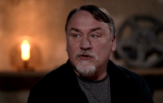 Как выглядит могила Дмитрия Капранова: памятник сделал его брат-близнец (фото)