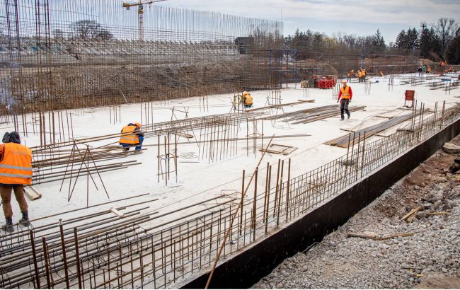 Аварийный стадион в Кривом Роге реконструируют в спортарену стандартов ФИФА и УЕФА