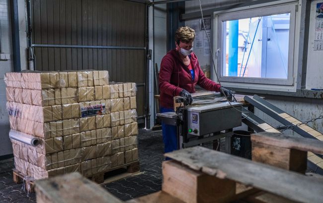 Де працюють у Польщі біженці з України: найпоширеніші роботи