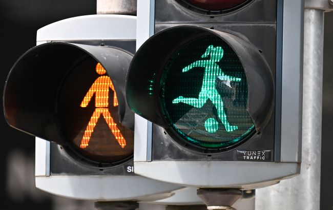 Перший у світі - вибухнув? У поліції розповіли 6 маловідомих фактів про світлофори