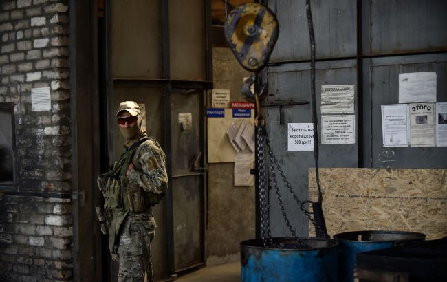 Росіяни вигадали новий спосіб, як контролювати підприємства на окупованії території