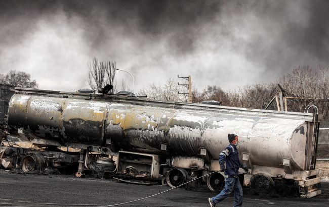 Иран зарабатывает на войне с США вдвое больше благодаря Китаю, - The Economist