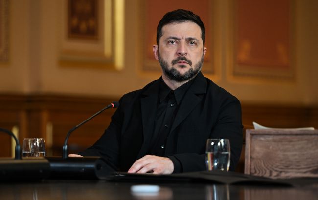 "Немає часу на це лайно". Зеленський зробив жорстку заяву про Мединського