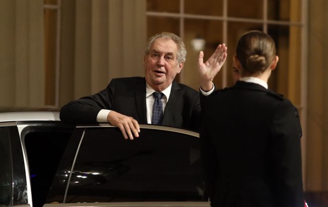 Президент Чехії впевнений, що Росія піде з України