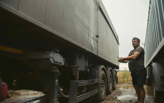 На півдні України послабили комендантську годину для вантажівок: що відомо