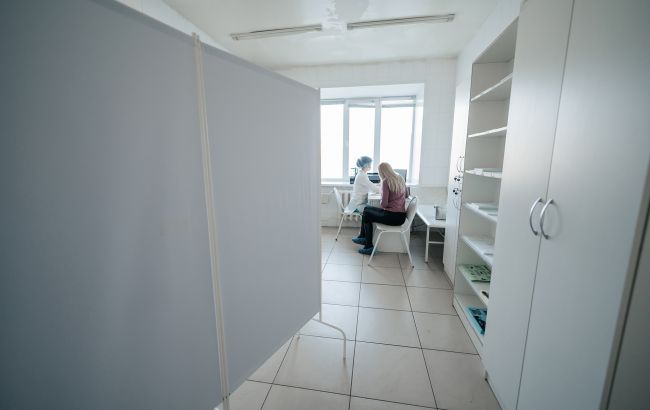 Українцям в Австрії скасовують медичну страховку: як отримати послуги після 12 липня