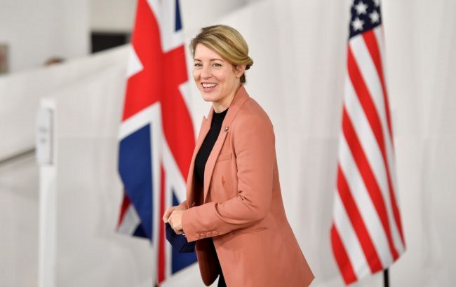 Глава МЗС Канади назвала єдиний шлях для Росії в ситуації навколо України