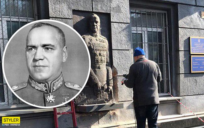 В Одессе снесли маршала Жукова, который ненавидел украинцев (видео)