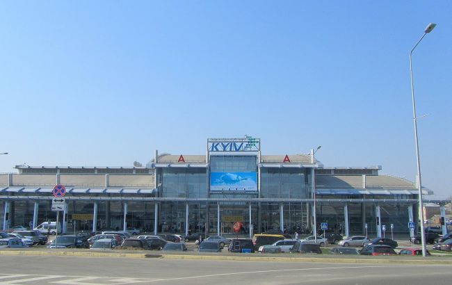 В Киеве "заминировали" аэропорт и станцию метро "Майдан Независимости"
