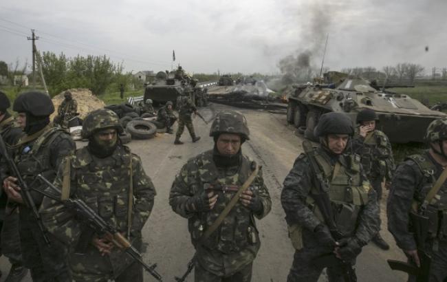 В зоне АТО за сутки погибли 2 военных, 5 ранены, - СНБО