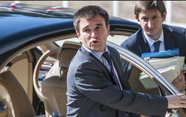 Климкин отбывает из Нью-Йорка в Париж для участия в "нормандской встрече"