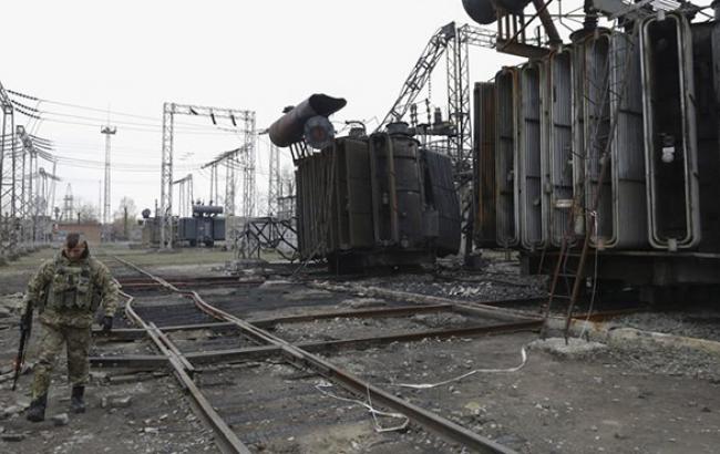 В результате обстрела боевиками ТЭС в Счастье возник пожар, - пресс-центр АТО