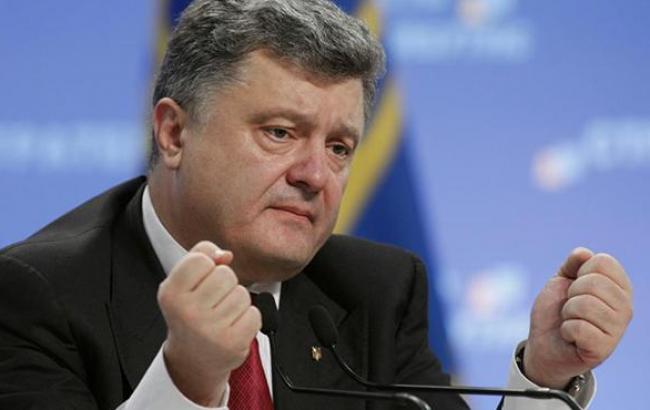 Першу частину українського гумвантажу доставили на окуповану територію Донбасу, - Порошенко