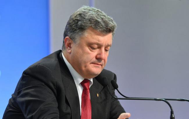 Порошенко объявил сегодня день траура по погибшим жителям Мариуполя
