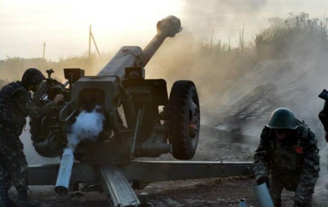 Сили АТО у Вуглегірську отримали підкріплення, бої тривають, - волонтер