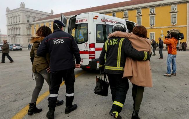 В Лиссабоне паром столкнулся с причалом, десятки пострадавших