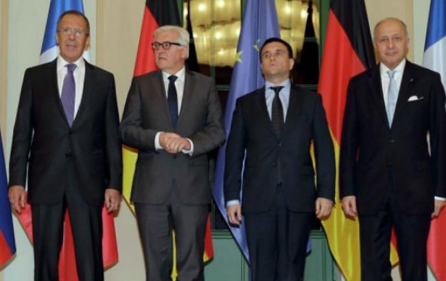 Главы МИД Украины, Франции, Германии и России договорились об отводе тяжелой артиллерии в зоне АТО