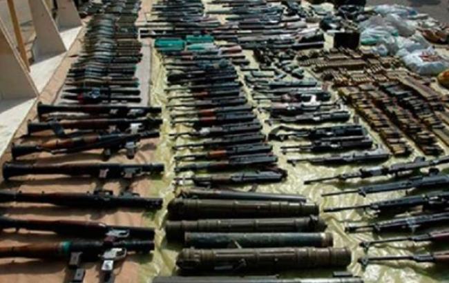 В Донецкой области в частном доме Славянска обнаружен склад боеприпасов