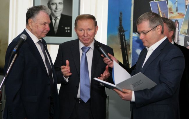 Кучма: Вилкул не на словах, а на деле старается помочь "Южмашу"