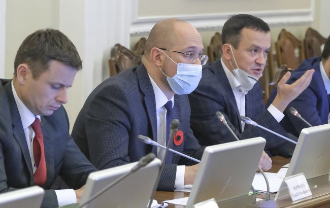 Доходы в проекте госбюджета-2021 завышены, - экономист