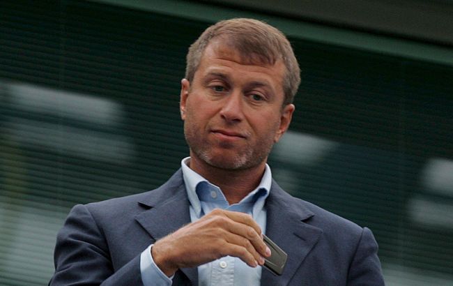 Абрамович вложил 15 млн долл. в приложение для мобильных телефонов