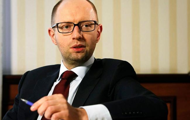 Яценюк рассказал о взаимосвязи между ценами на нефть и агропродукцию