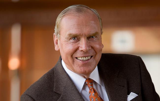 У США помер батько американського посла в РФ мільярдер Гантсман