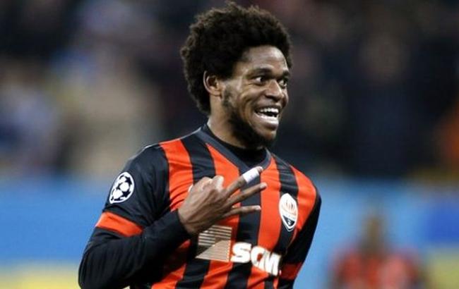 Луис Адриано болеет за "Днепр" в Лиге Европы