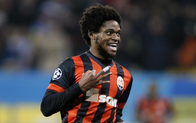 Луис Адриано стал футболистом "Милана"