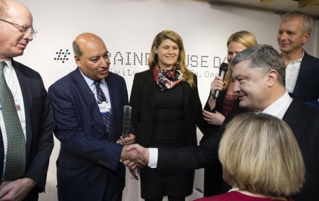Давос-2018: Порошенко заявил о намерениях 80 компаний инвестировать в Украину
