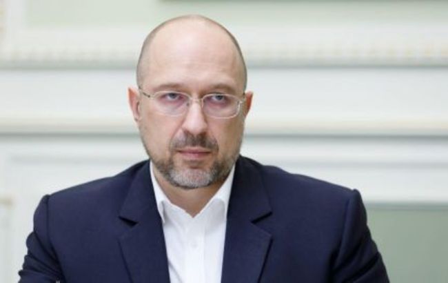 В Кабмине могут отправить на конференцию в Швейцарию более 100 чиновников