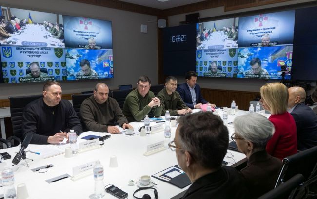 Єрмак обговорив із американською делегацією ситуацію на фронті