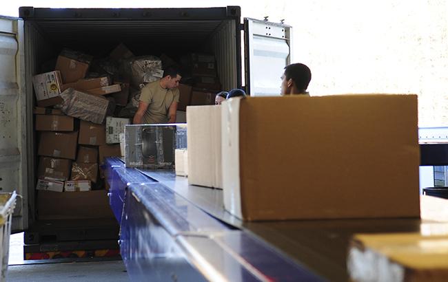 Норма о снижении стоимости безналоговых посылок до 100 евро вступит в силу с 1 июля