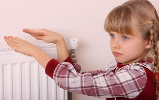 В Станице Луганской и 3 селах из-за обстрелов отключено отопление, - Москаль