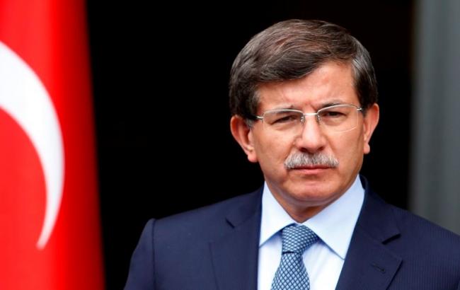 Давутоглу: в результаті авіаудару РФ по Сирії розбомблені школа і лікарня