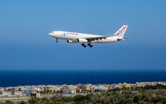 У Європі почалися масові скасування авіарейсів: причини